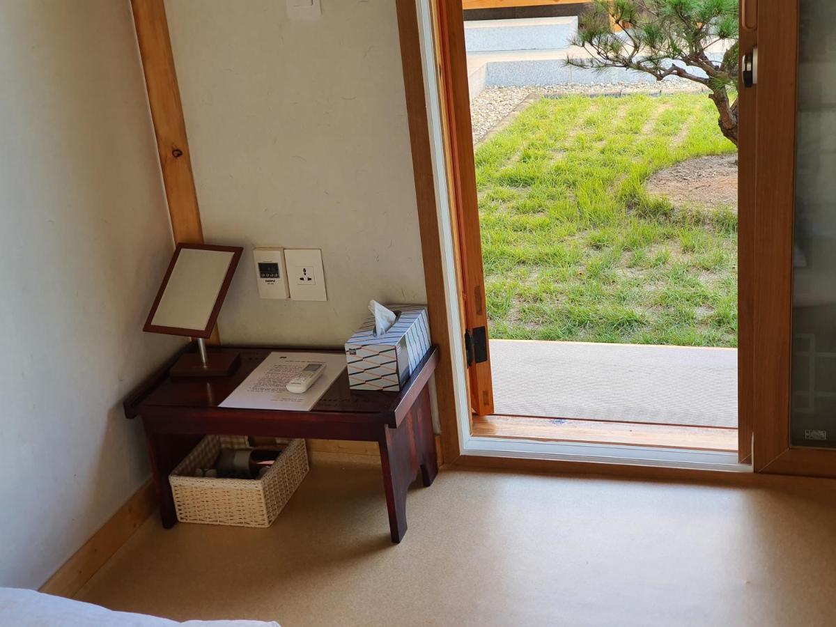Sieunjae Bed & Breakfast Gyeongju Ngoại thất bức ảnh