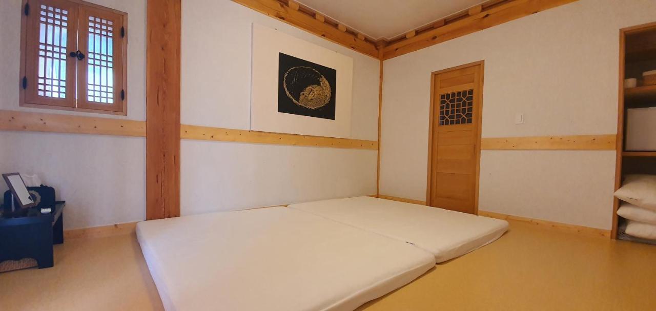 Sieunjae Bed & Breakfast Gyeongju Ngoại thất bức ảnh