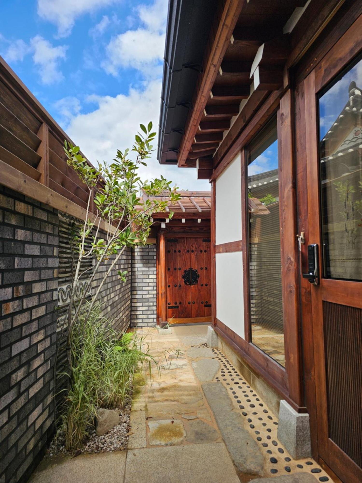 Sieunjae Bed & Breakfast Gyeongju Ngoại thất bức ảnh