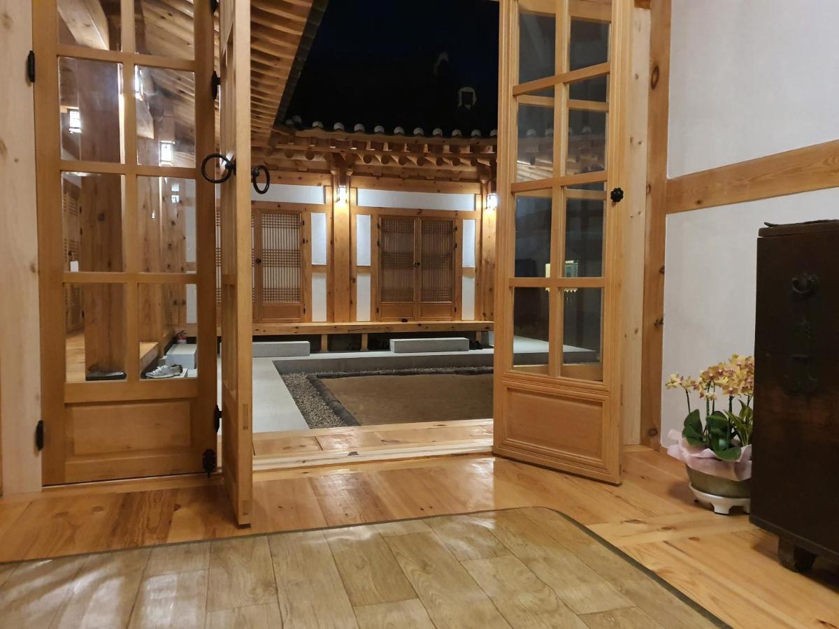 Sieunjae Bed & Breakfast Gyeongju Ngoại thất bức ảnh