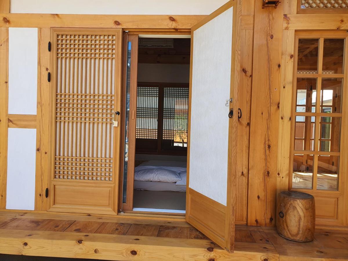 Sieunjae Bed & Breakfast Gyeongju Ngoại thất bức ảnh